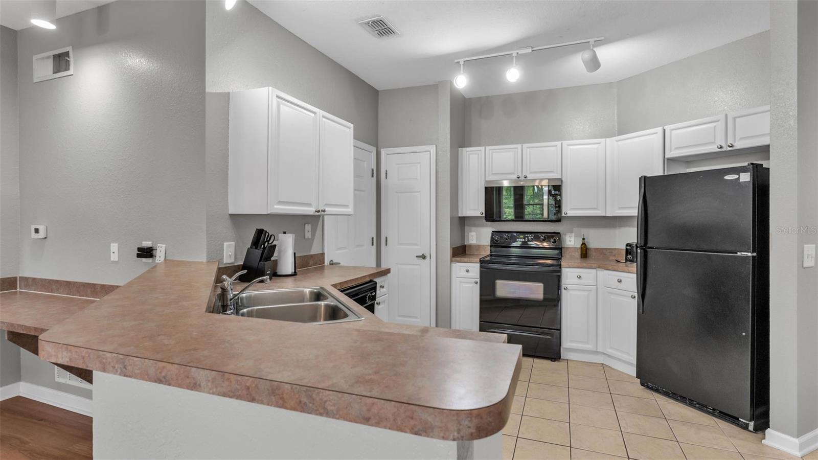 TERRACE RIDGE AT TOWN CENTER EAST CONDO - Residential