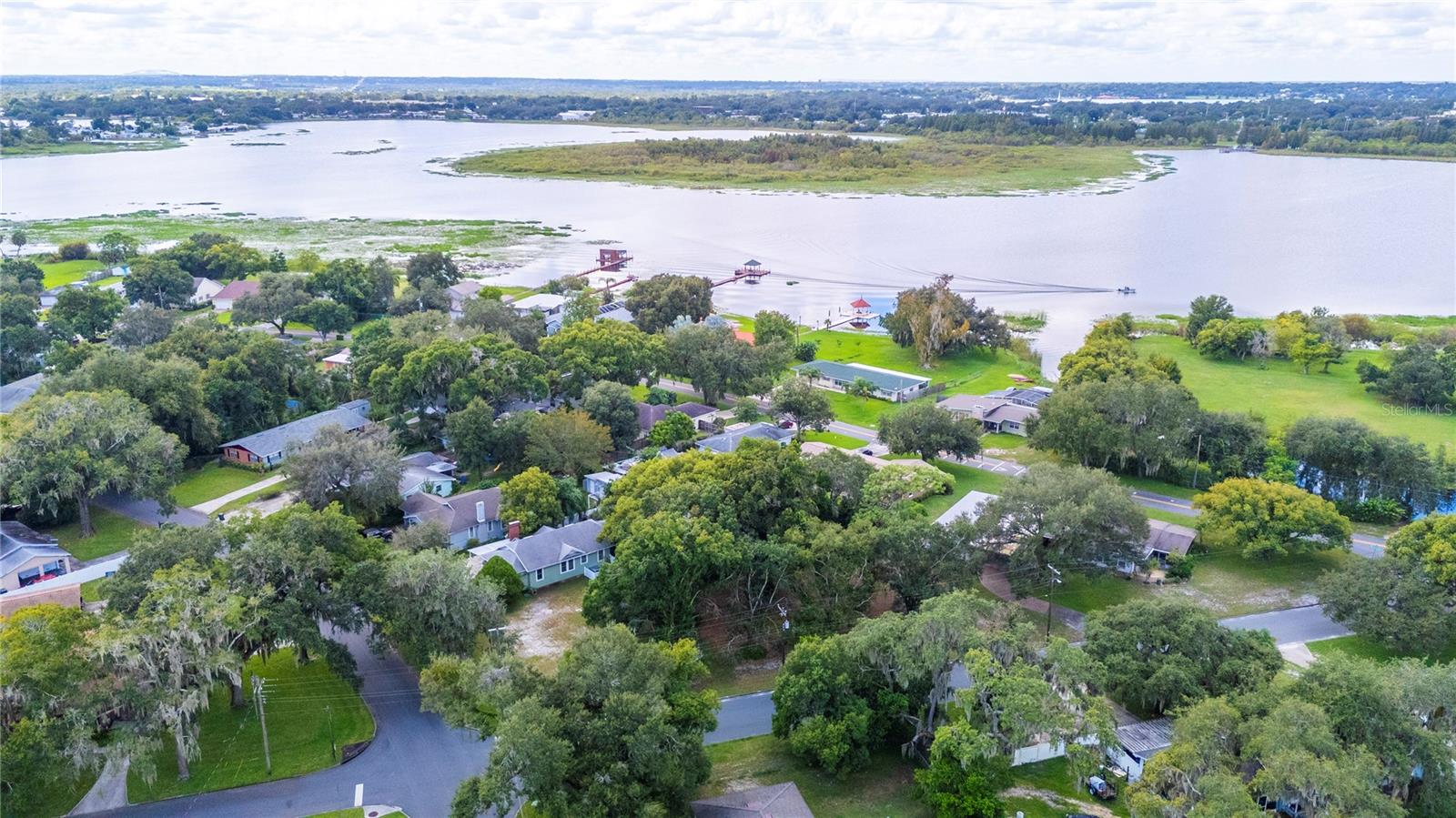 SHORE ACRES LAKE BONNY ADD - Land