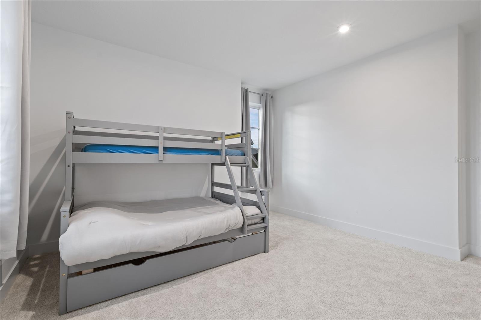 CELEBRATION ISLAND VILLAGE - Residential