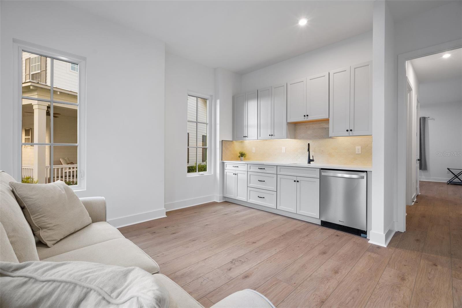 CELEBRATION ISLAND VILLAGE - Residential