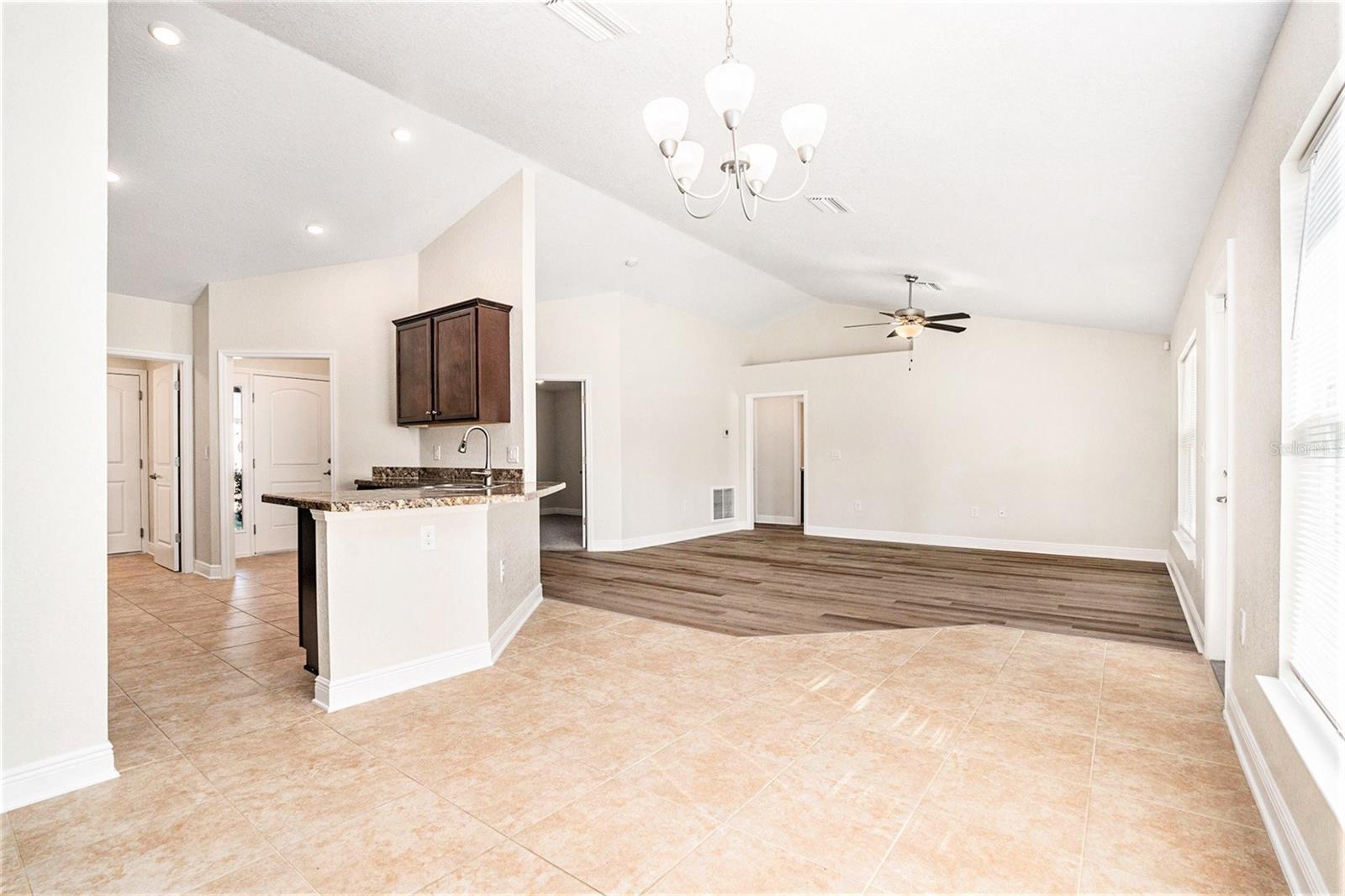 SPRING HILL - Residential