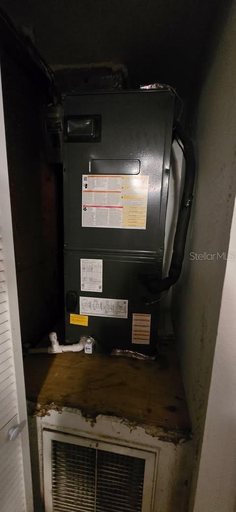 CAYMAN PARK - Residential Income