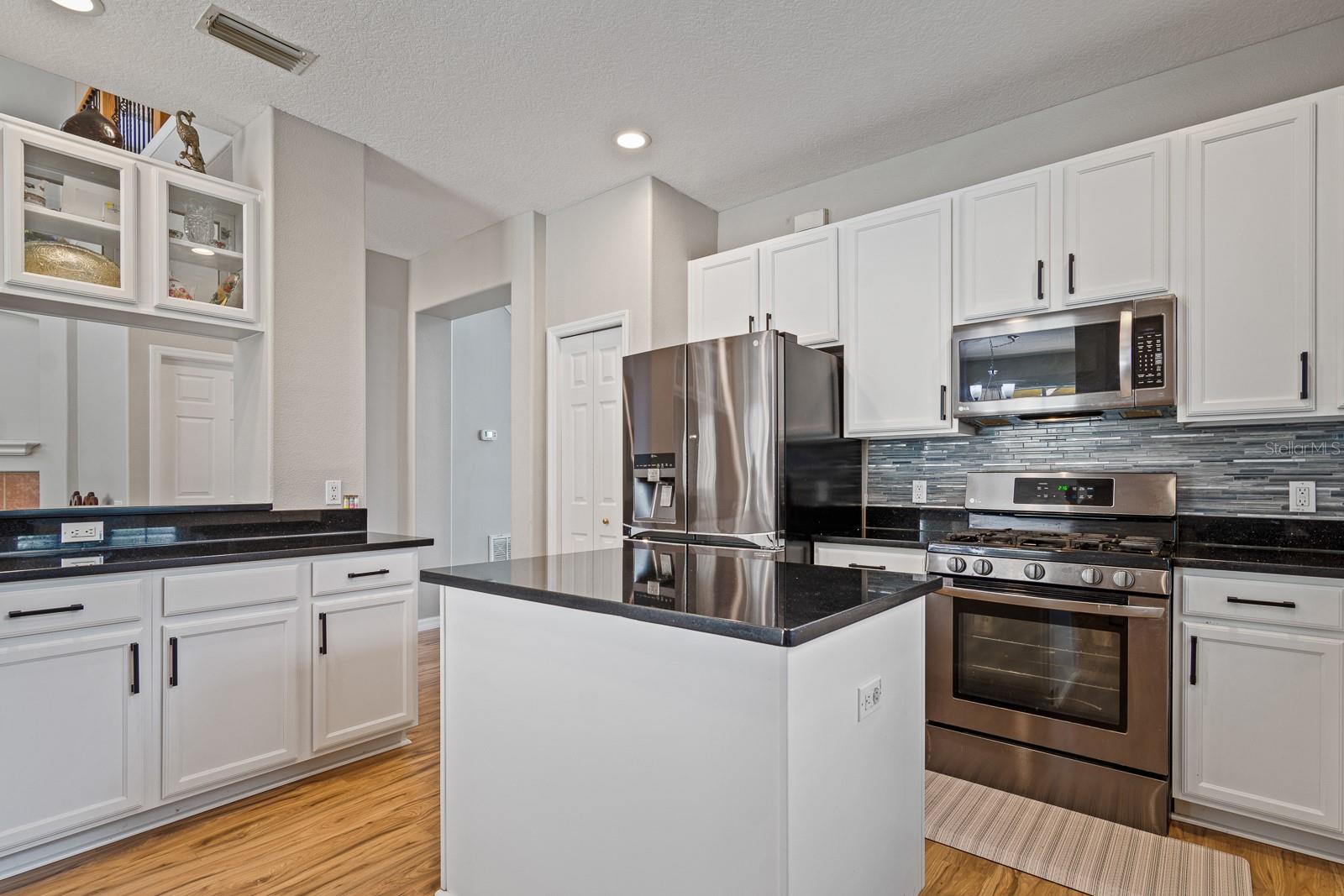 HIGHLAND WOODS SUB - Residential