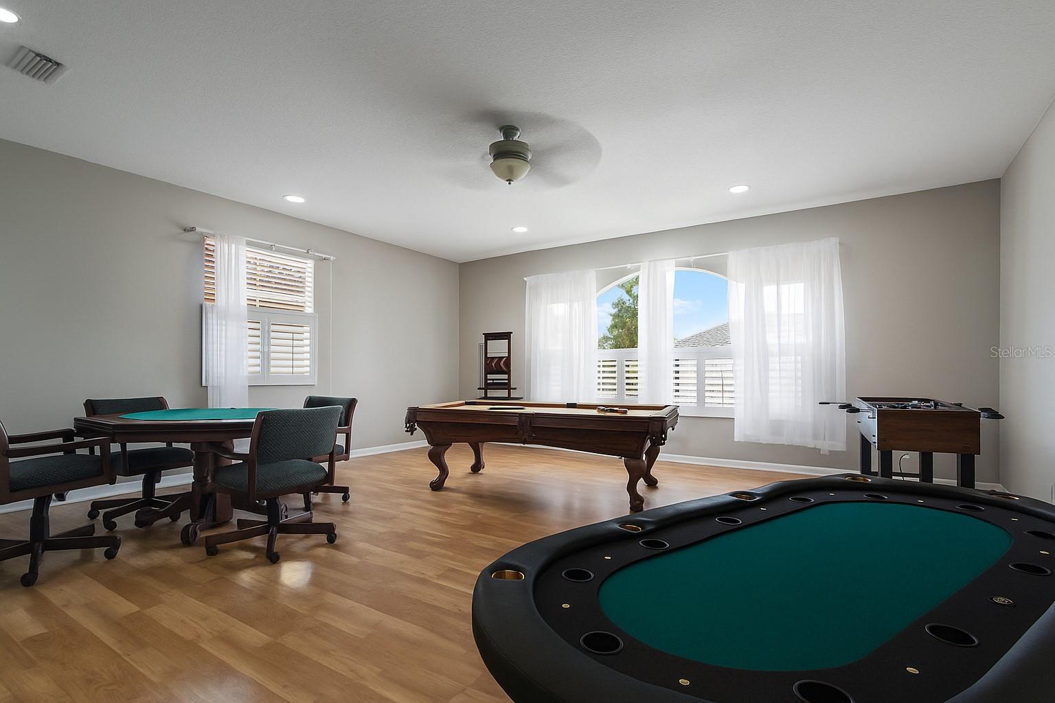 HIGHLAND WOODS SUB - Residential