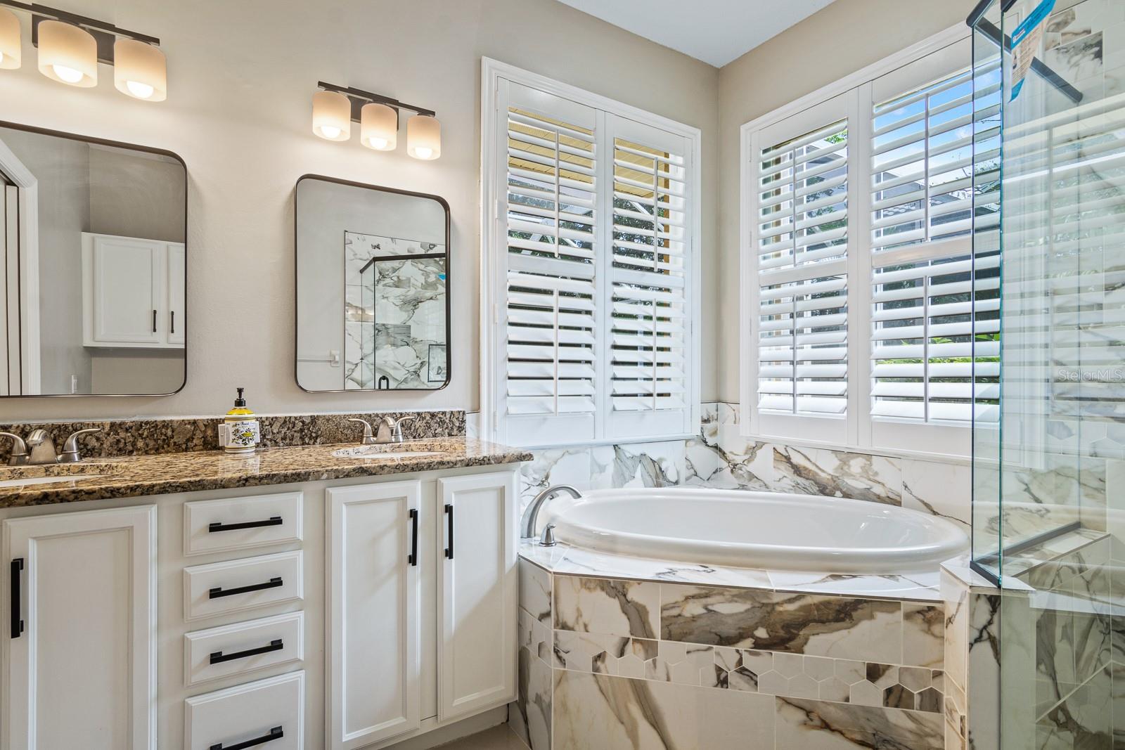 HIGHLAND WOODS SUB - Residential