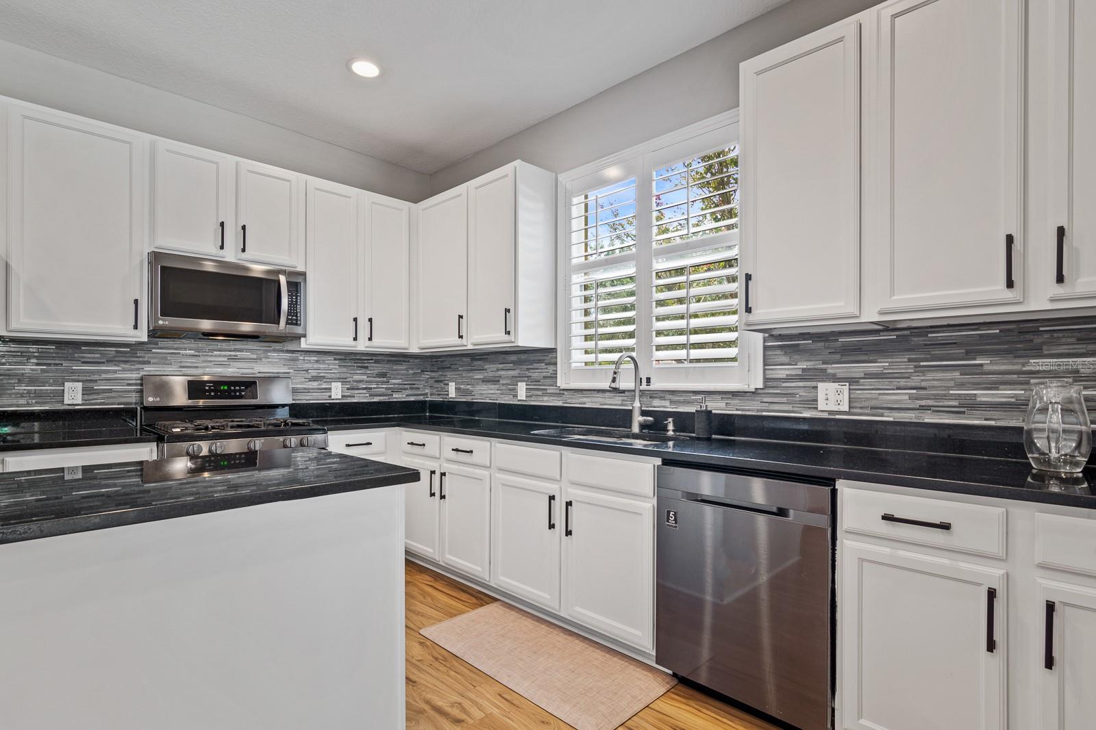 HIGHLAND WOODS SUB - Residential