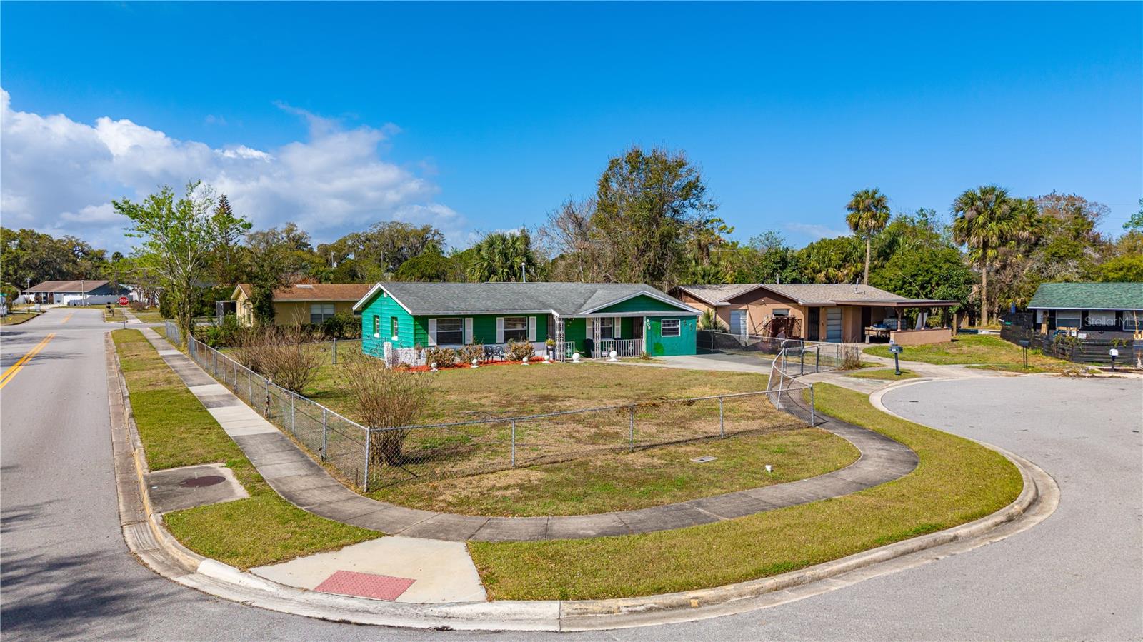 CEDAR POINT - Residential