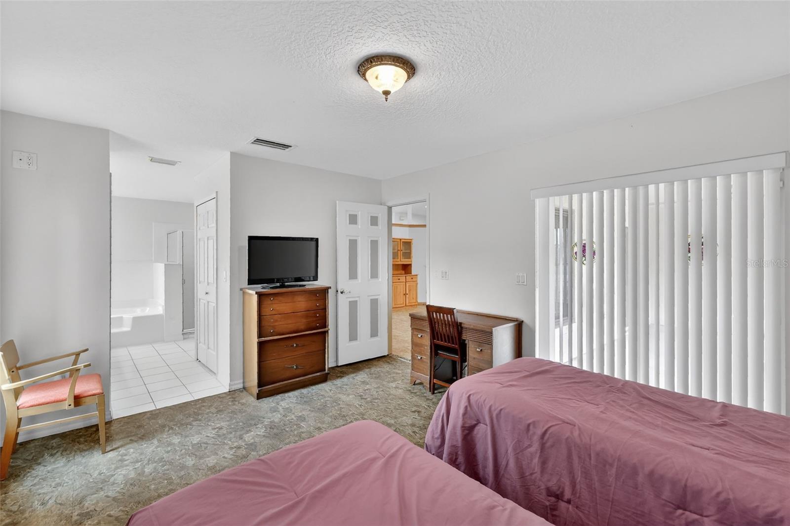 KINGS COVE UNIT 07 TR A-C - Residential