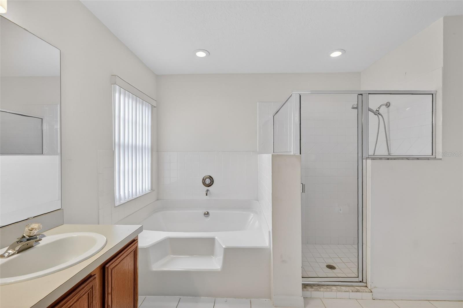 KINGS COVE UNIT 07 TR A-C - Residential