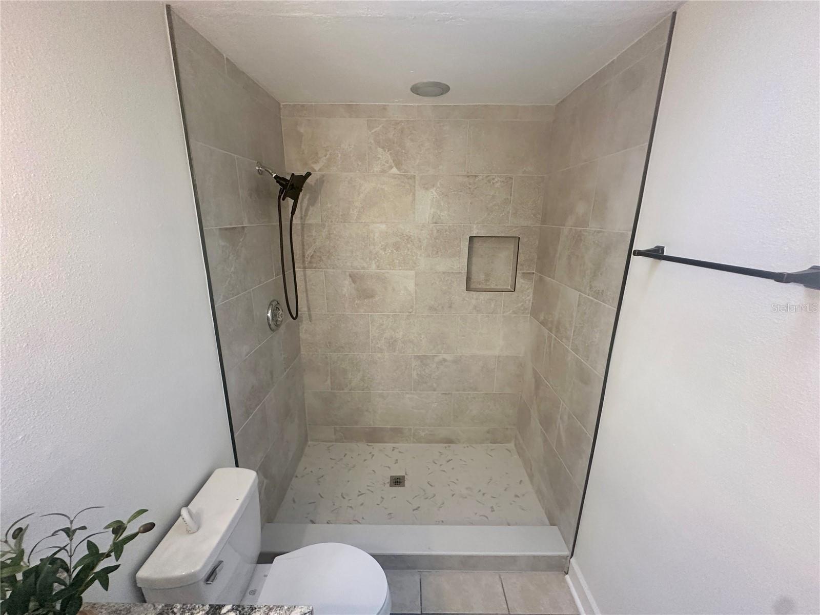 STONEGATE - Residential