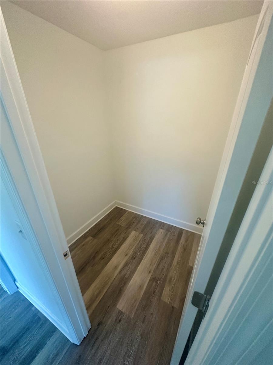 STONEGATE - Residential