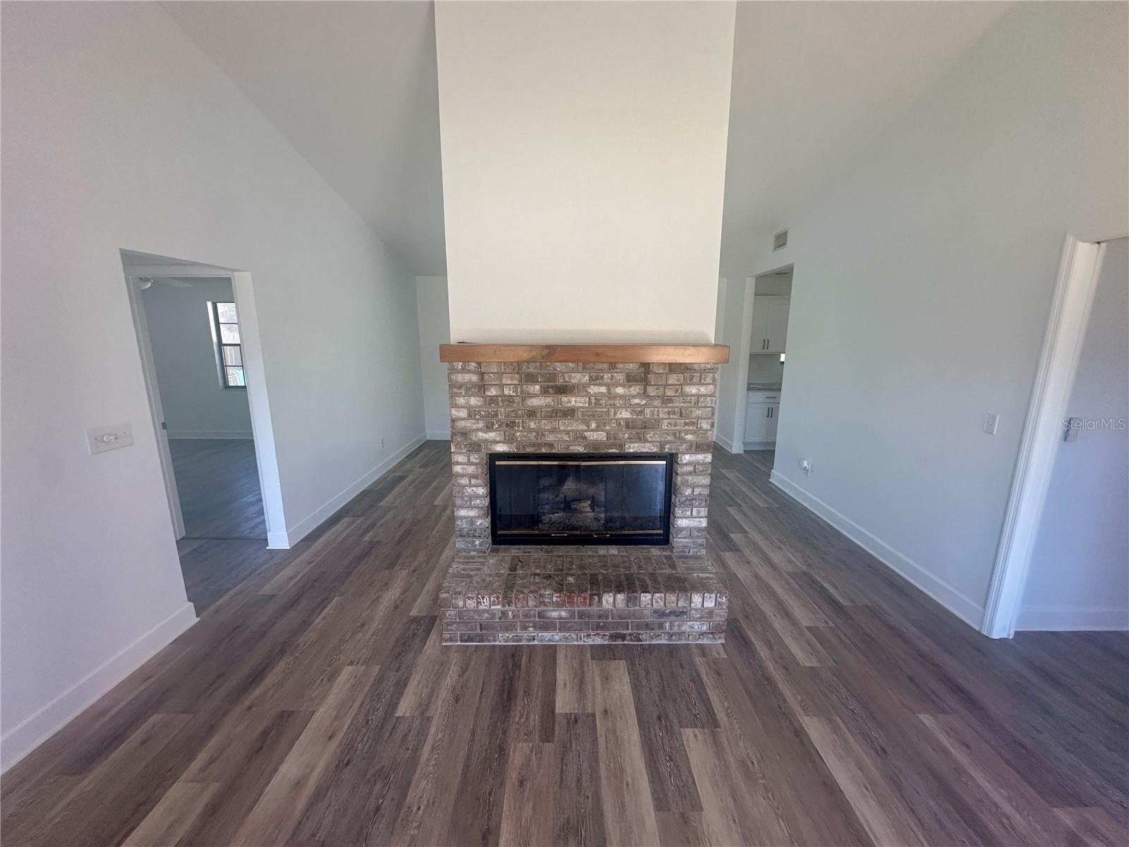 STONEGATE - Residential