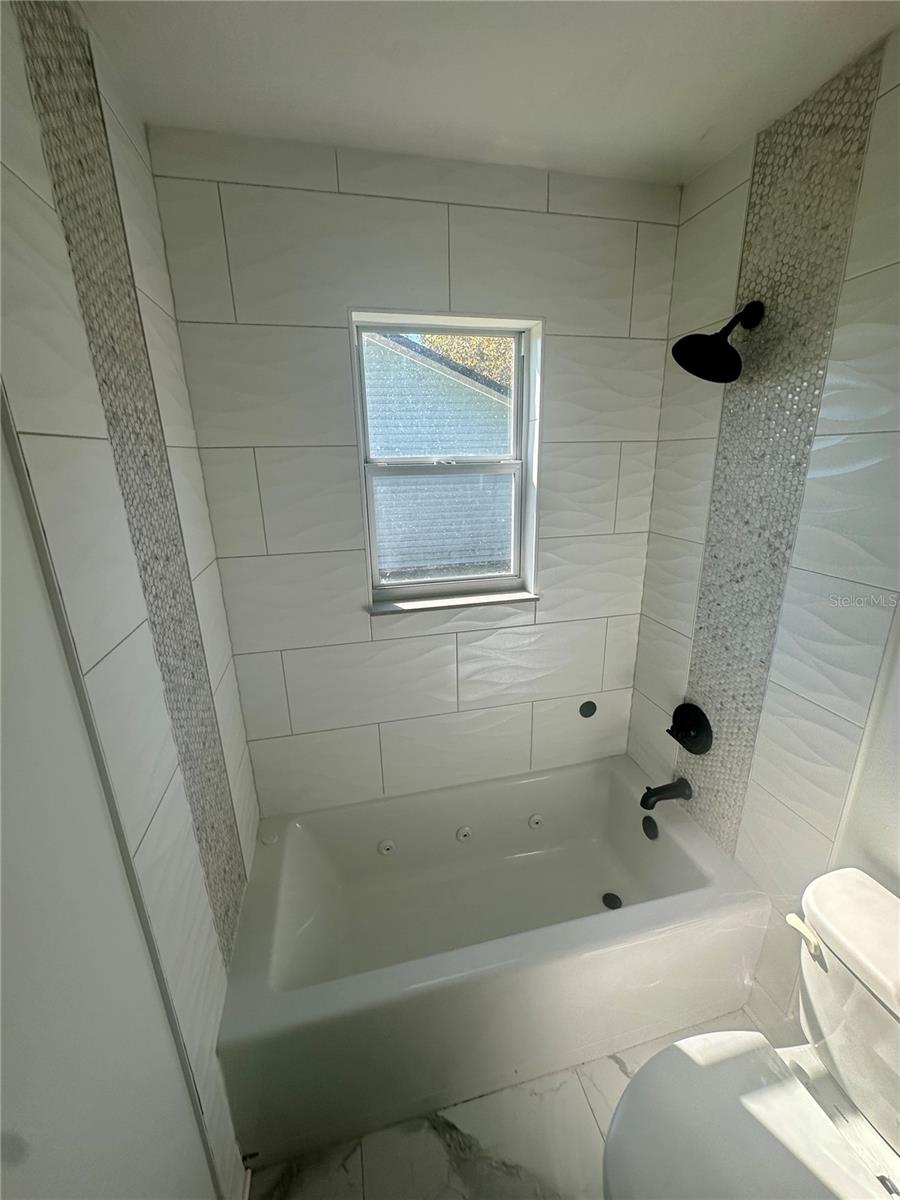 STONEGATE - Residential