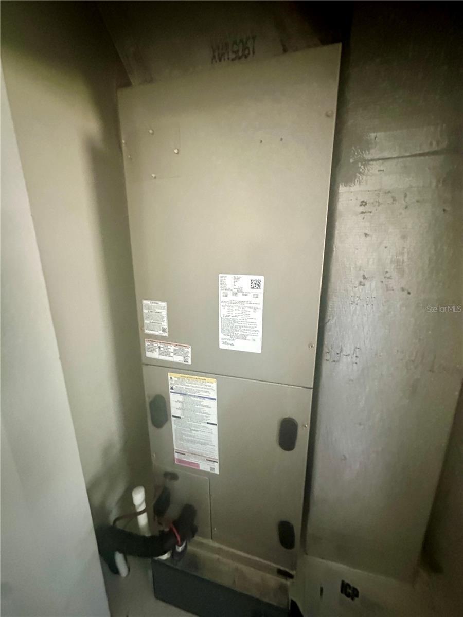 STONEGATE - Residential