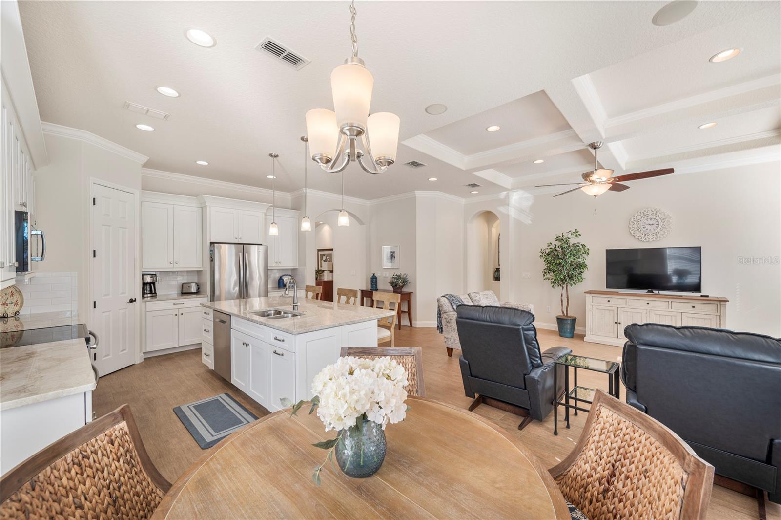 CHRISTINA CHASE - Residential