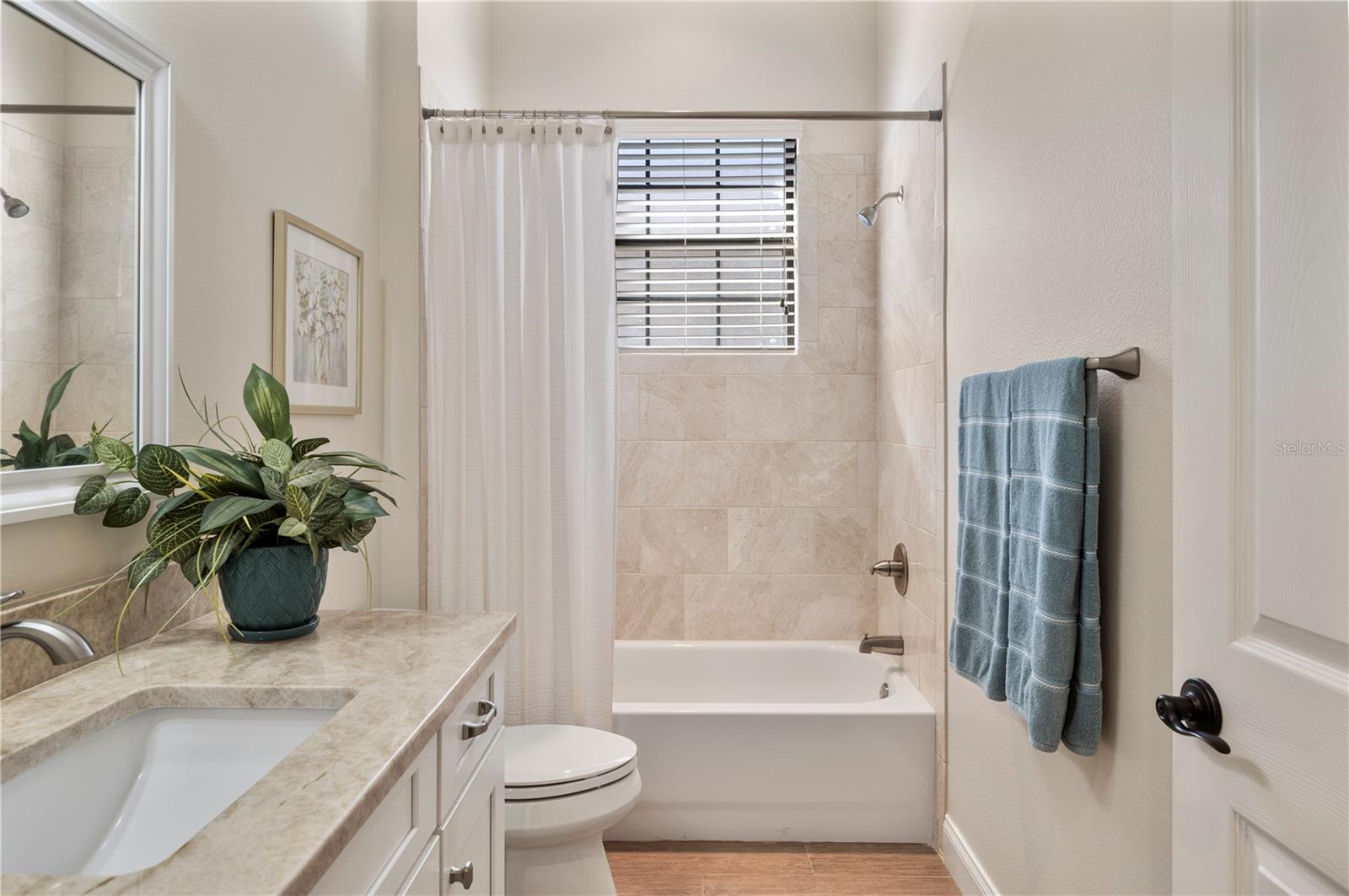 CHRISTINA CHASE - Residential