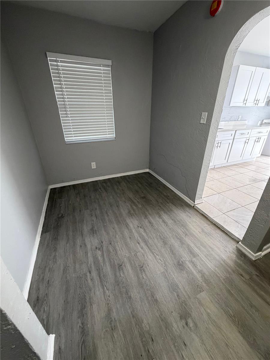 CROMWELL HEIGHTS - Residential Lease