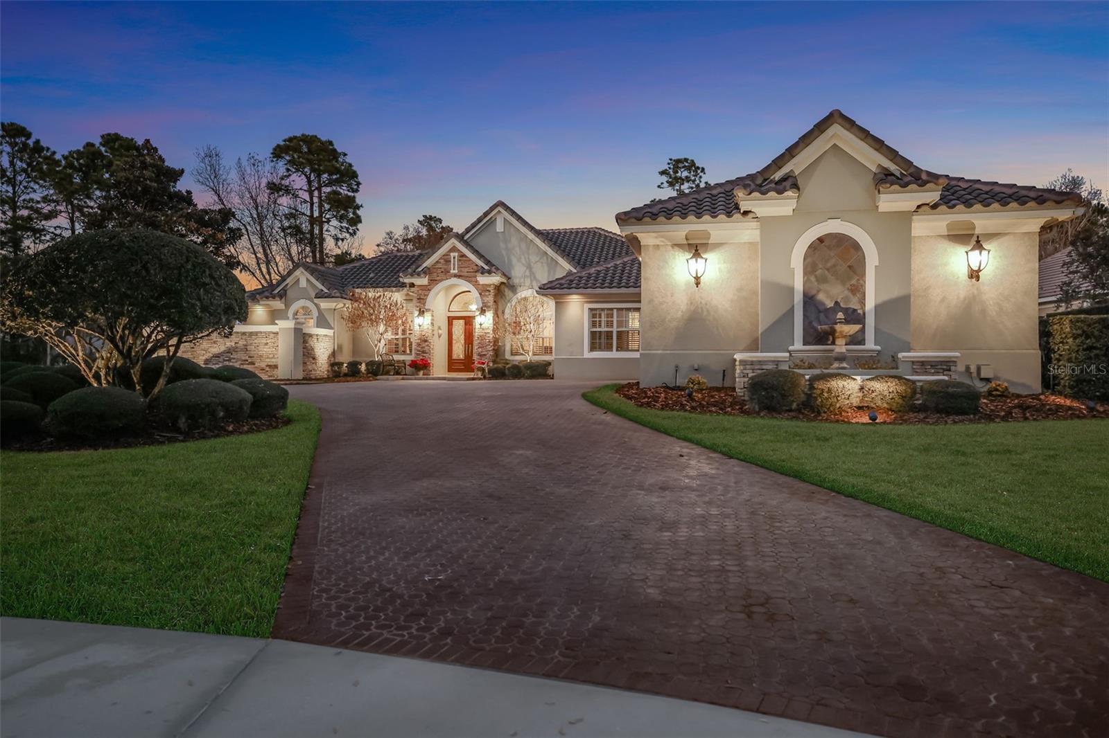 ALAQUA LAKES - Residential