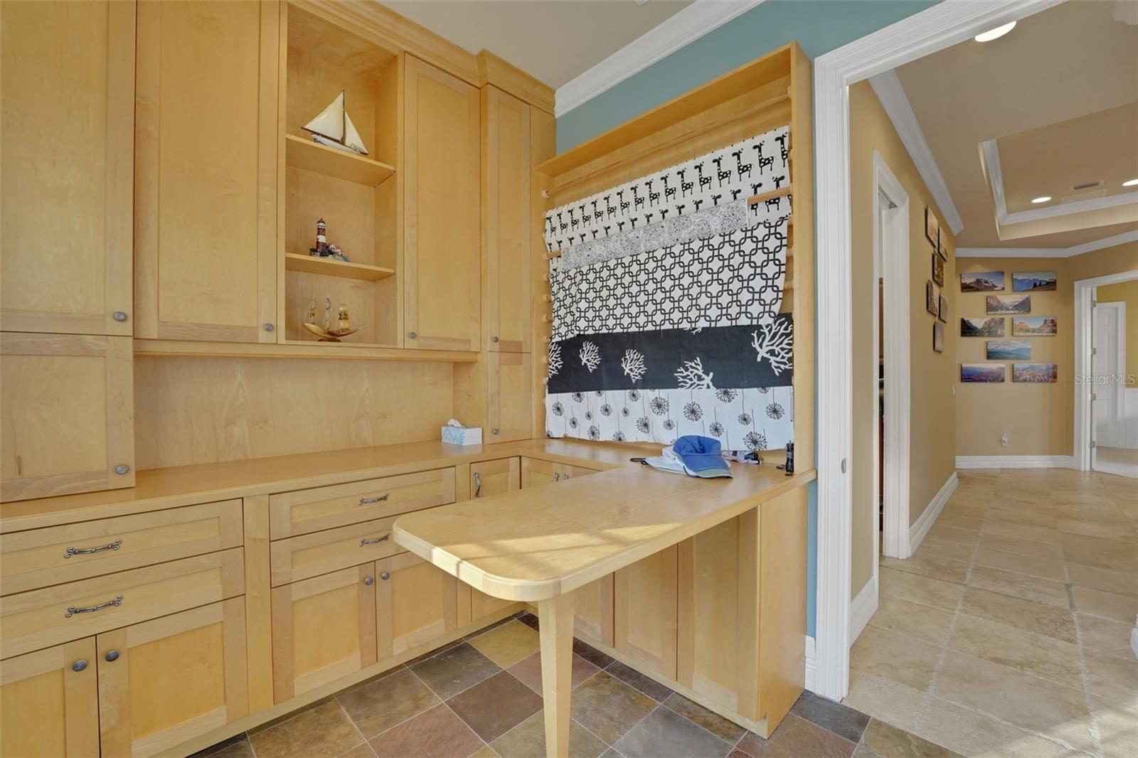 ALAQUA LAKES - Residential