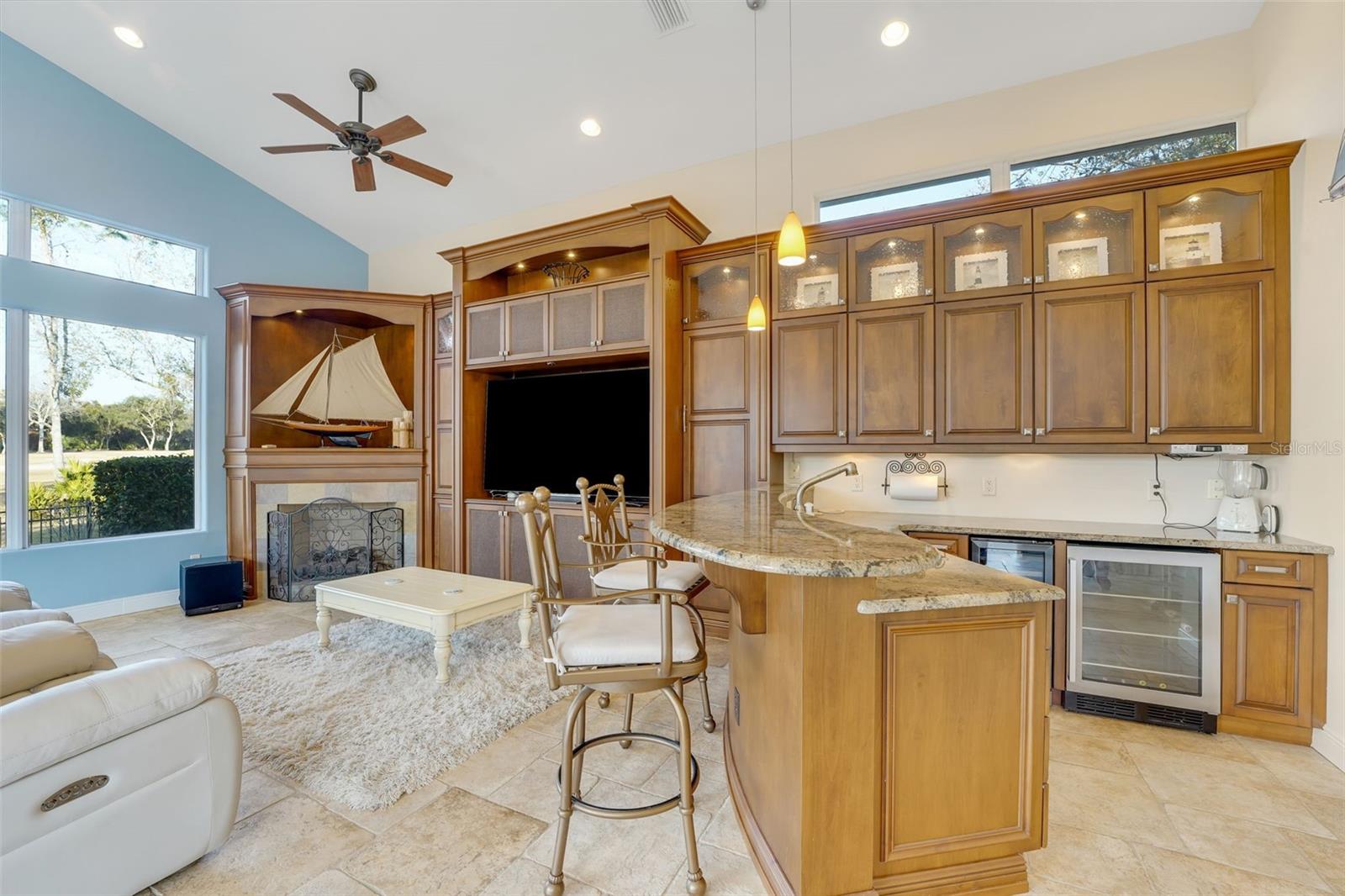 ALAQUA LAKES - Residential