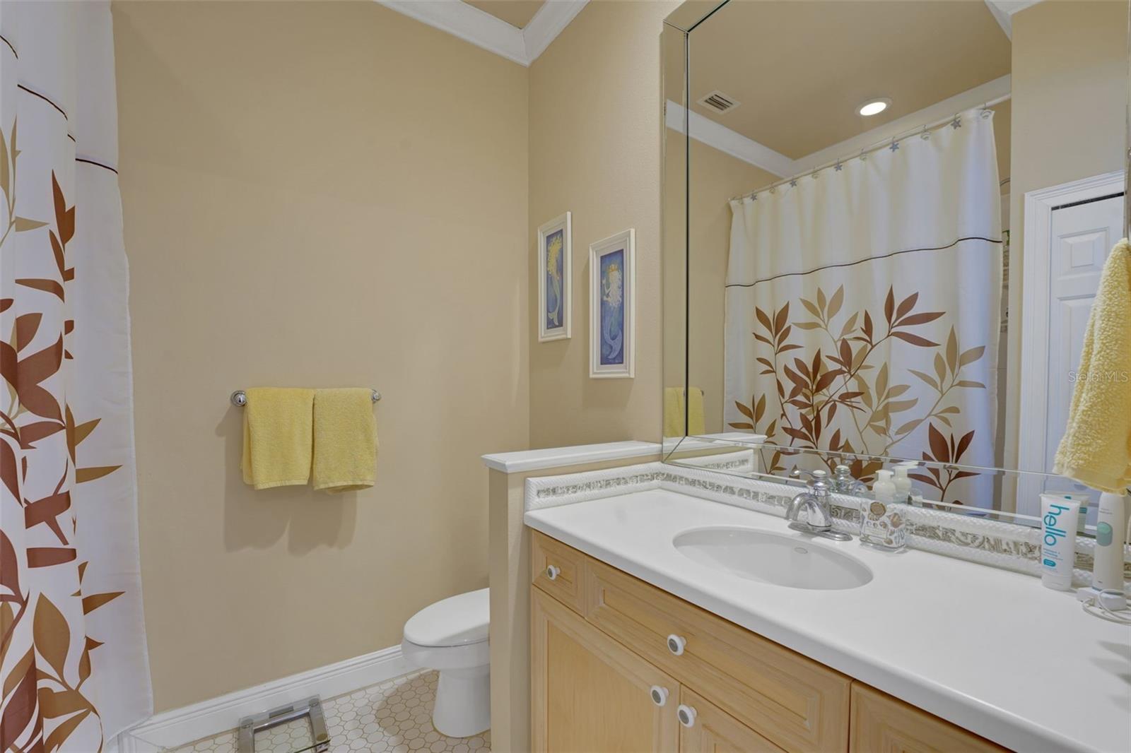 ALAQUA LAKES - Residential