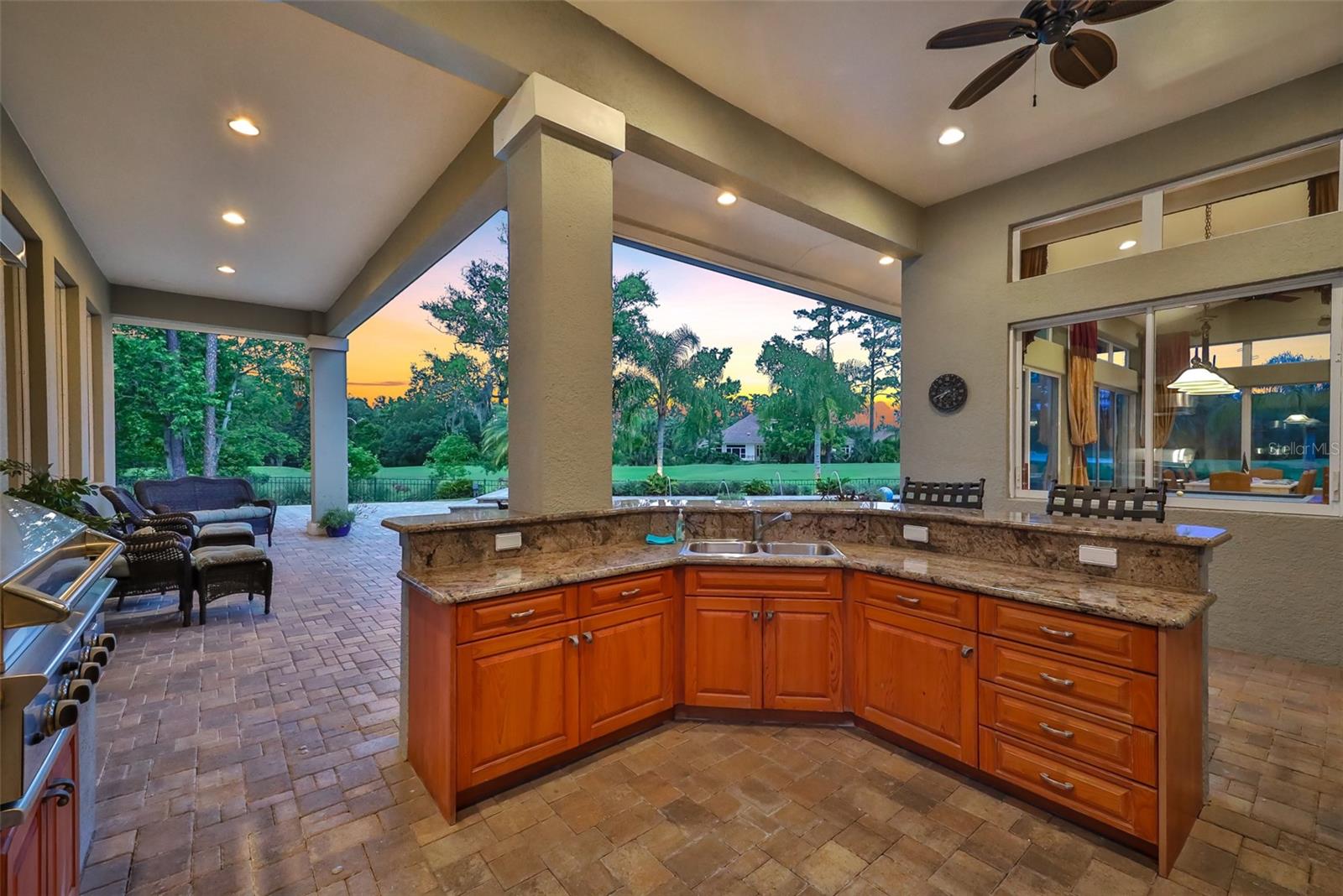 ALAQUA LAKES - Residential