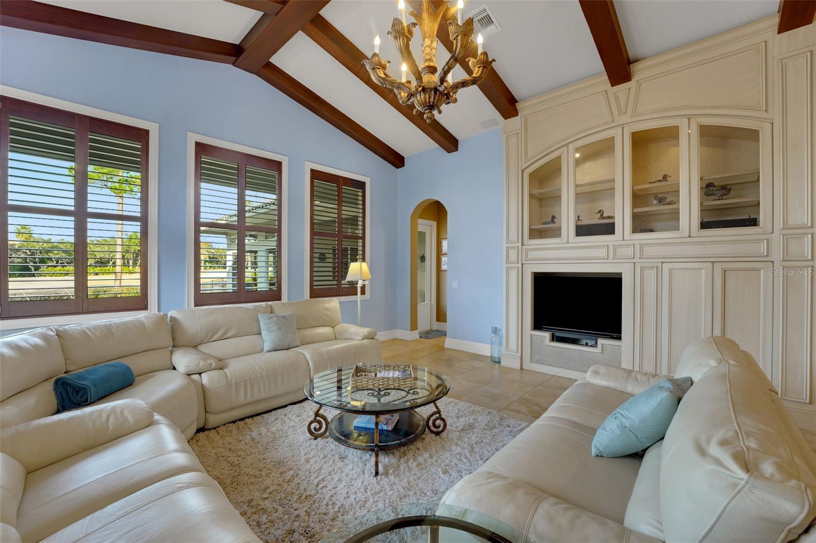 ALAQUA LAKES - Residential