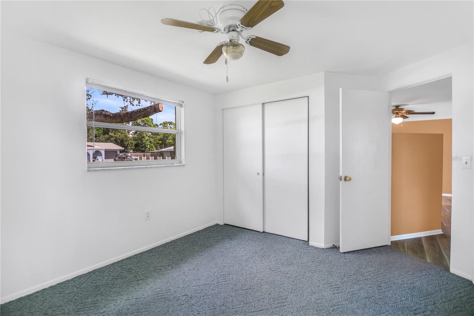 CEDAR MANOR - Residential