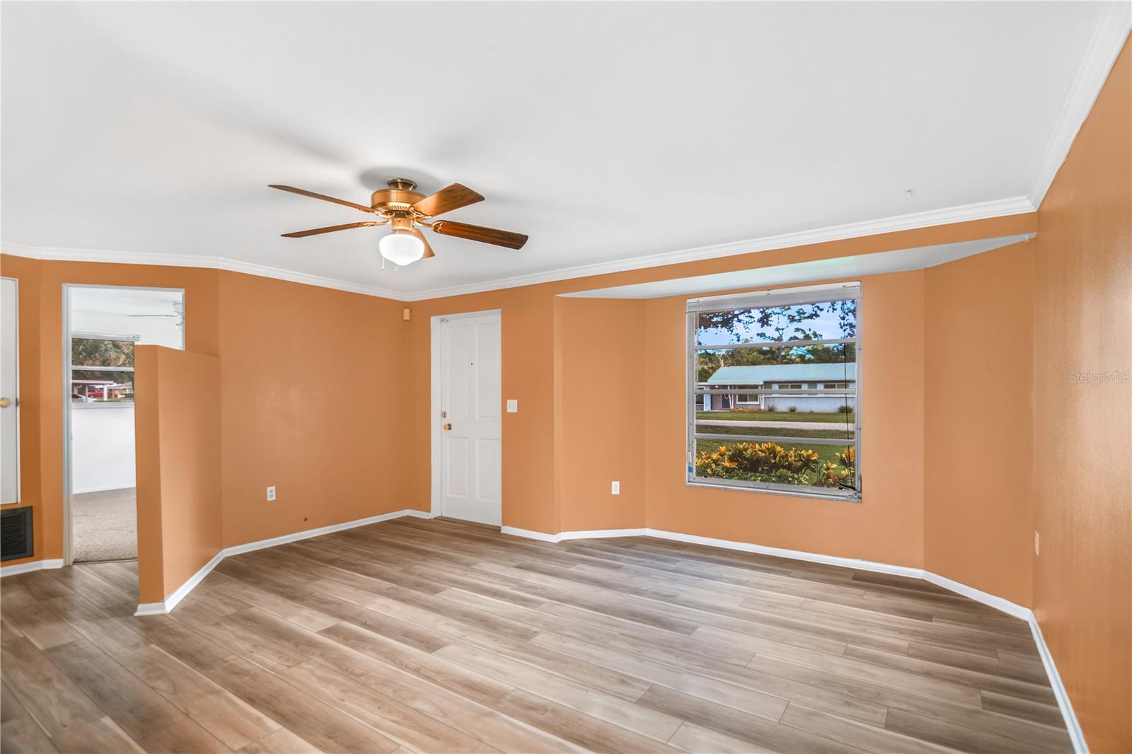 CEDAR MANOR - Residential