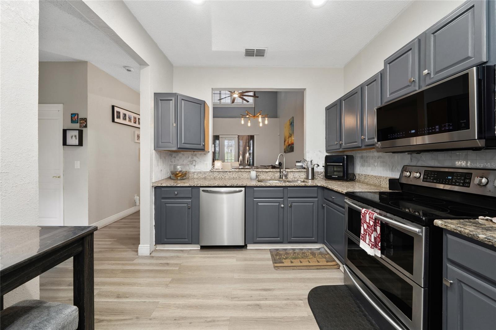 13301 SUMMERTON DRIVE