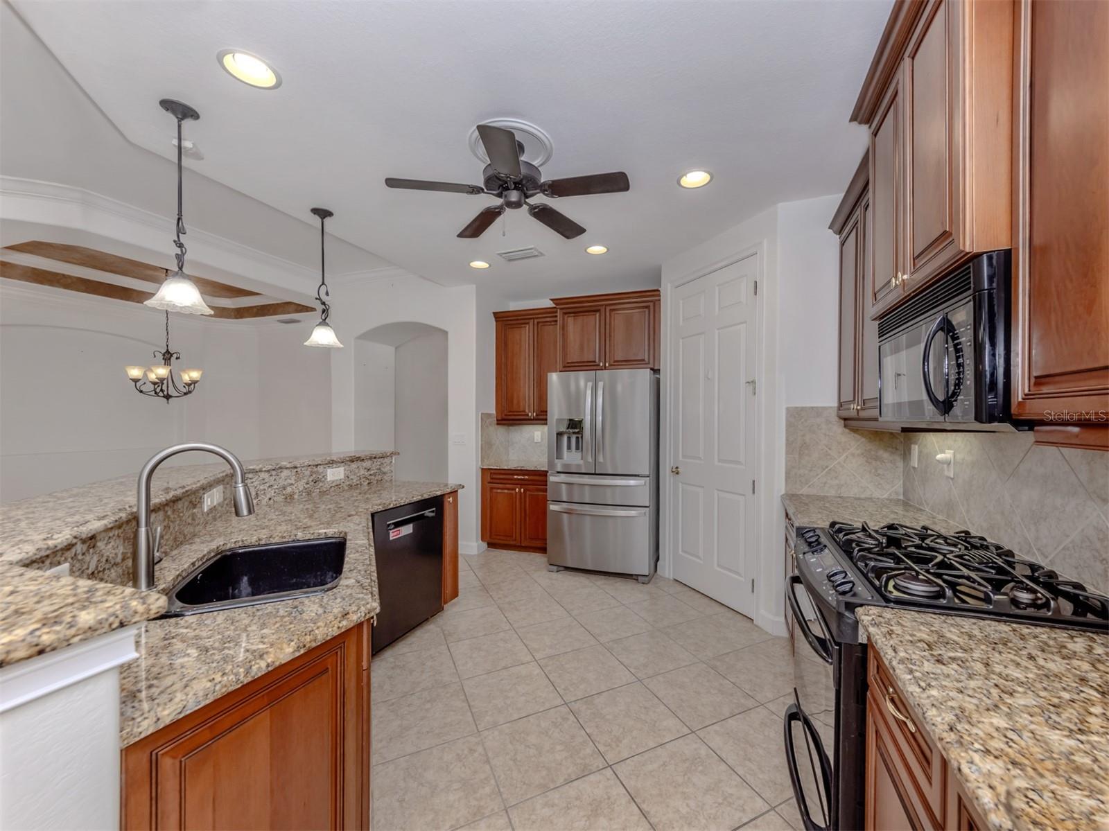 VENETIAN GOLF & RIVER CLUB - Residential