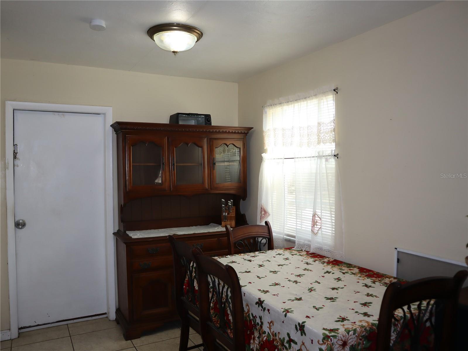 DELTONA LAKES UNIT 06 - Residential