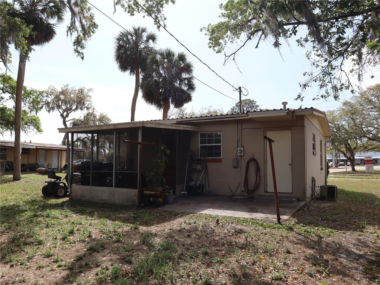 1151 DELTONA BOULEVARD