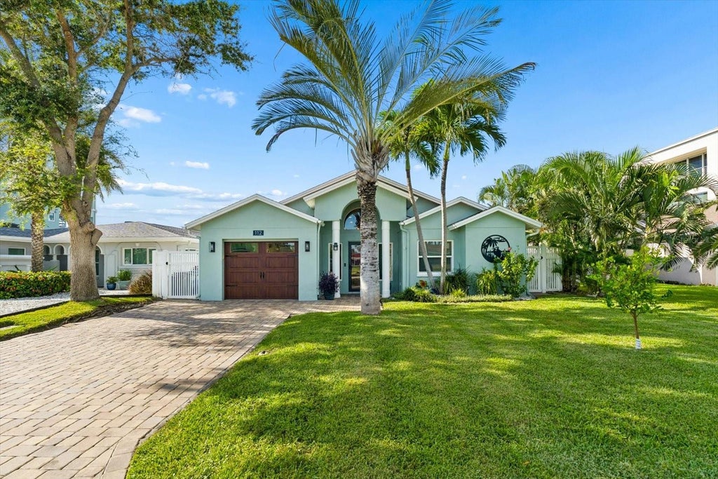 Photo of 112 Wall Street, Redington Shores, FL 33708 (MLS # TB8558917)