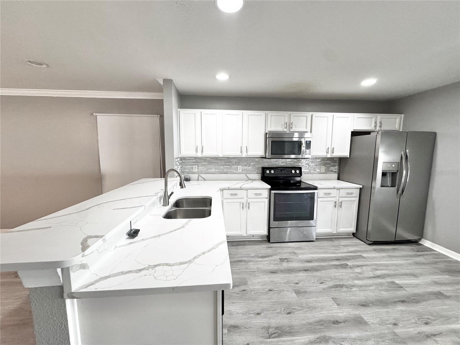 ROSEWOOD - Residential Lease