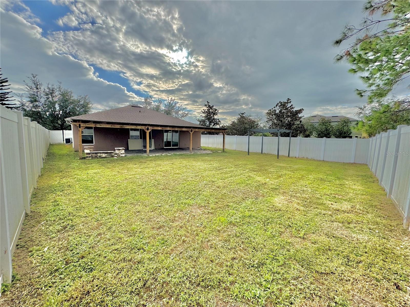 ROSEWOOD - Residential Lease