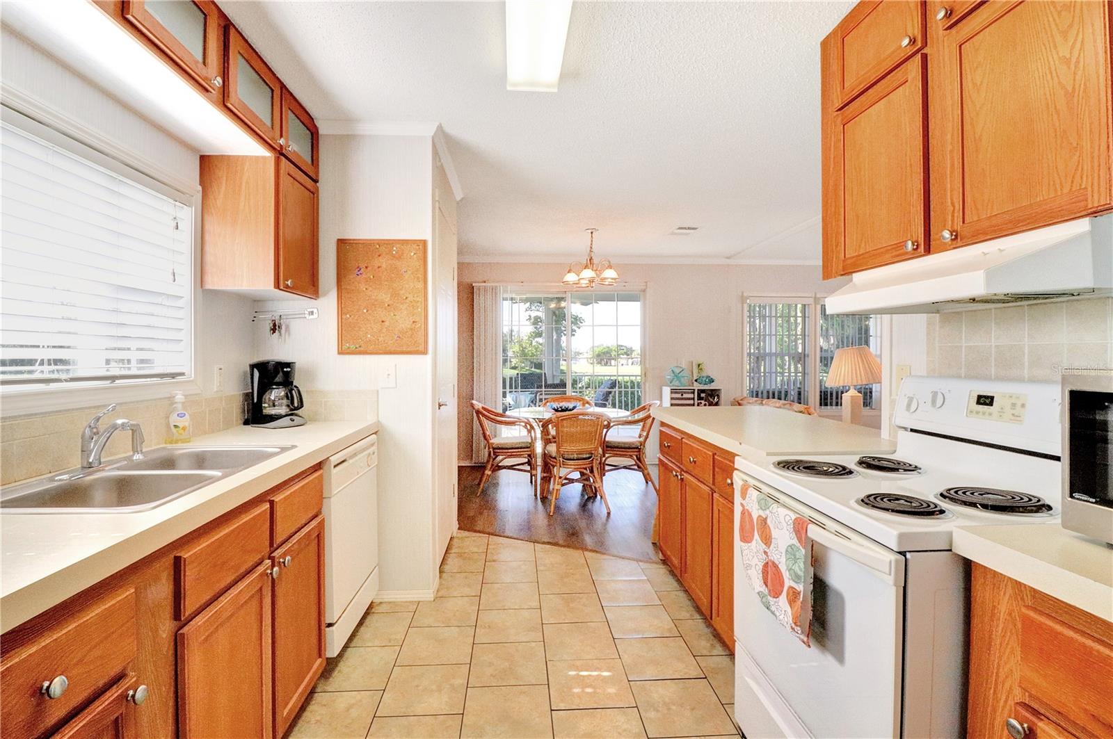 MAPLE LEAF ESTATES - Residential