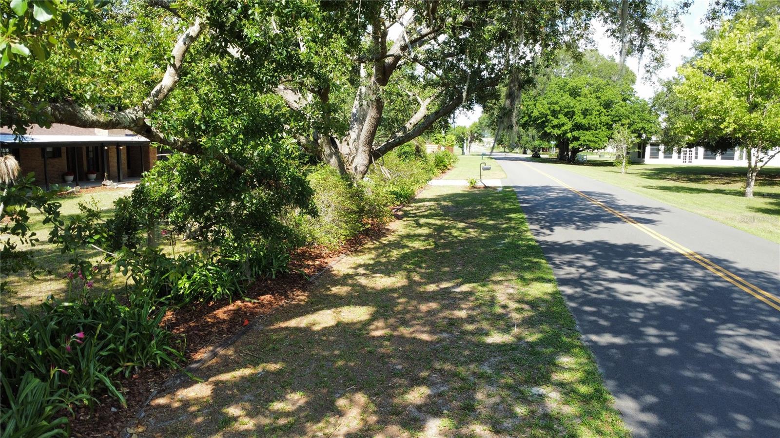 VALENCIA WOODS - Residential