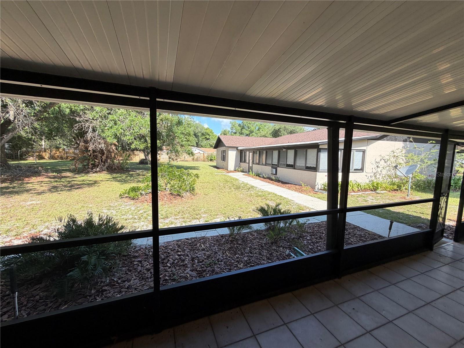 VALENCIA WOODS - Residential
