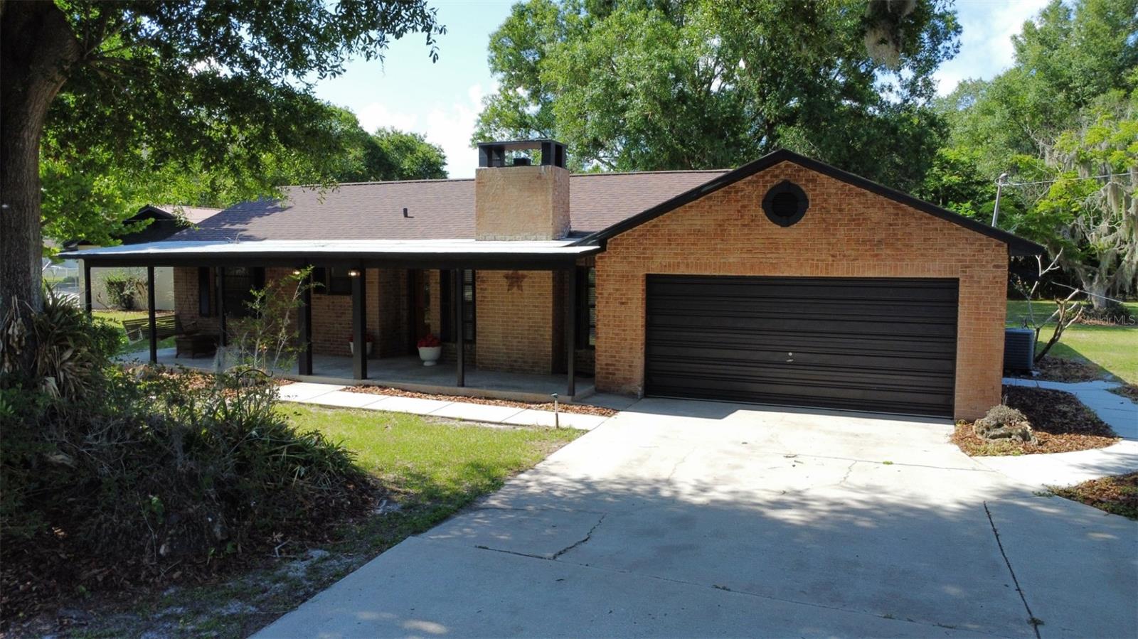VALENCIA WOODS - Residential
