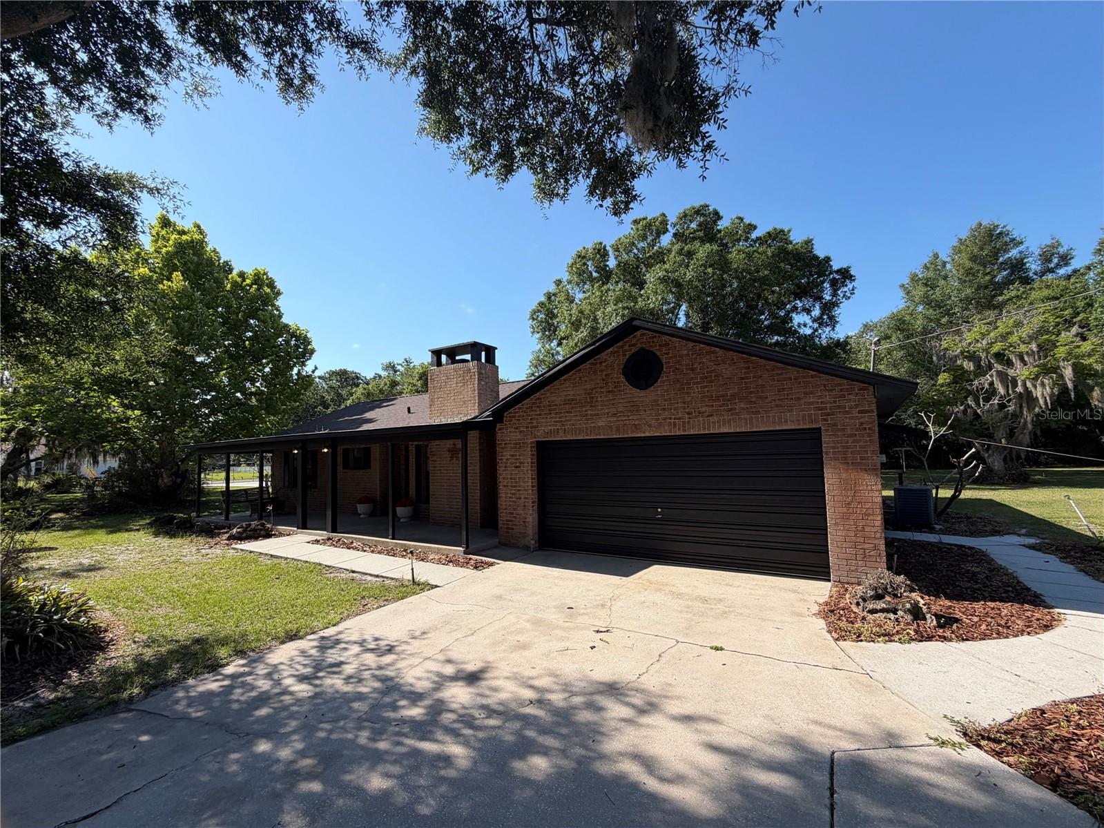 VALENCIA WOODS - Residential