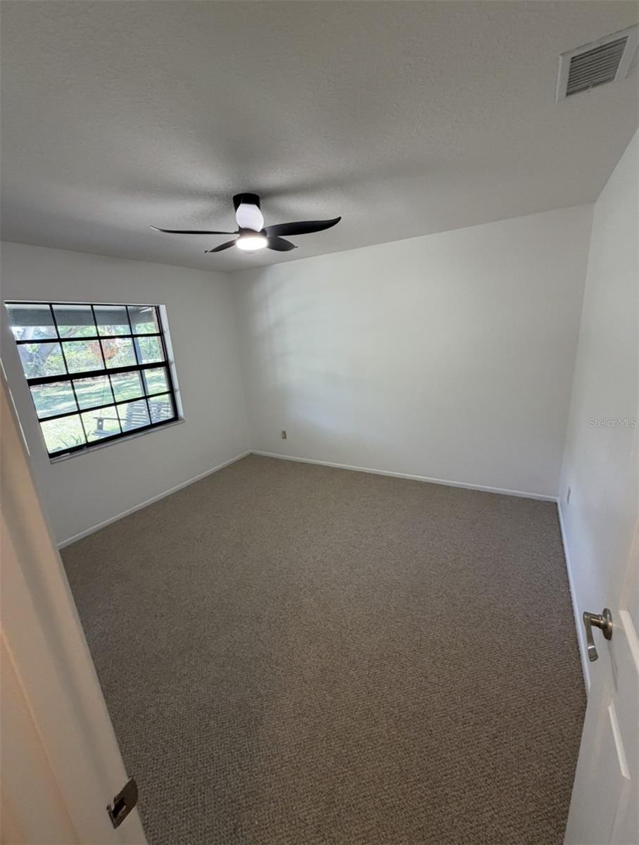 VALENCIA WOODS - Residential