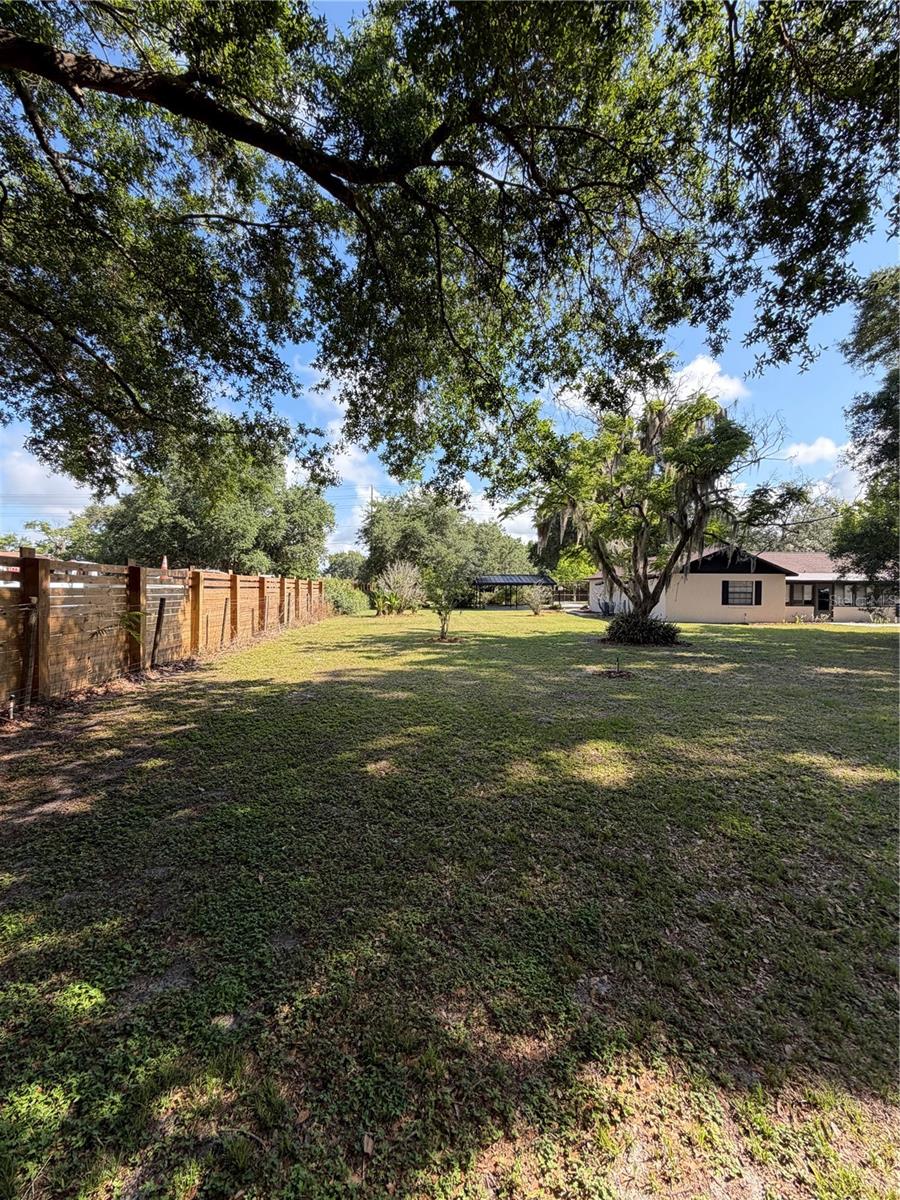 VALENCIA WOODS - Residential