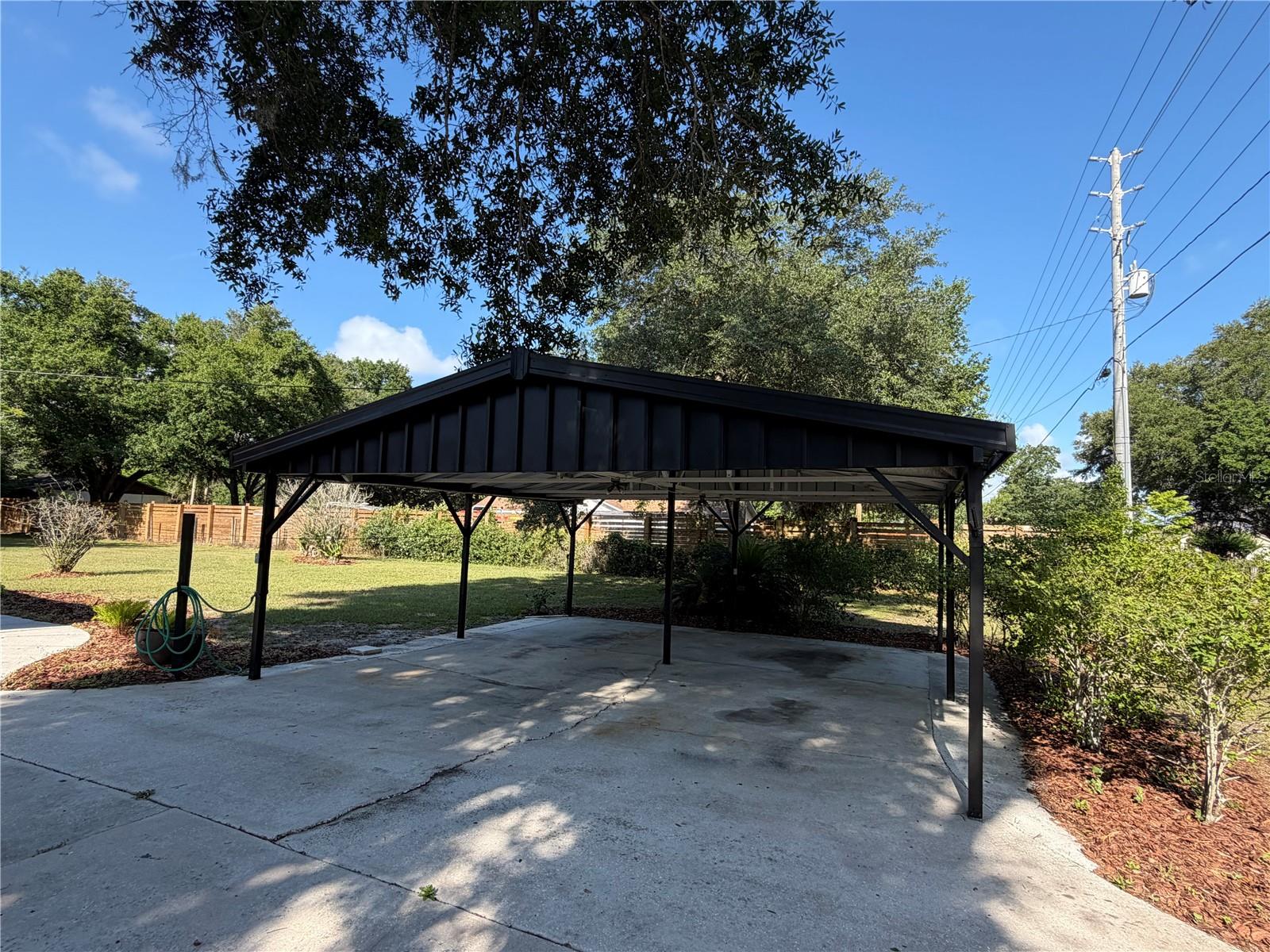 VALENCIA WOODS - Residential