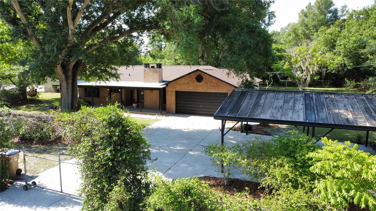 VALENCIA WOODS - Residential