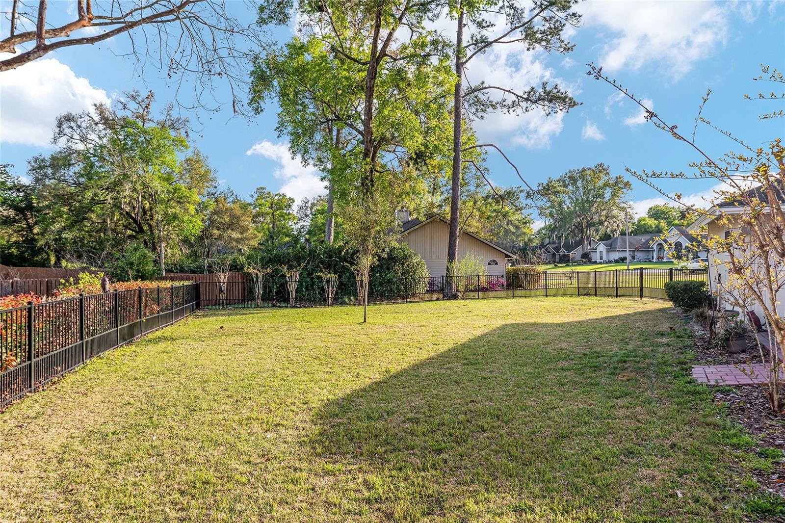 QUARRIES - Residential