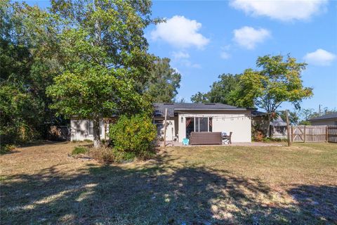 A home in DEBARY