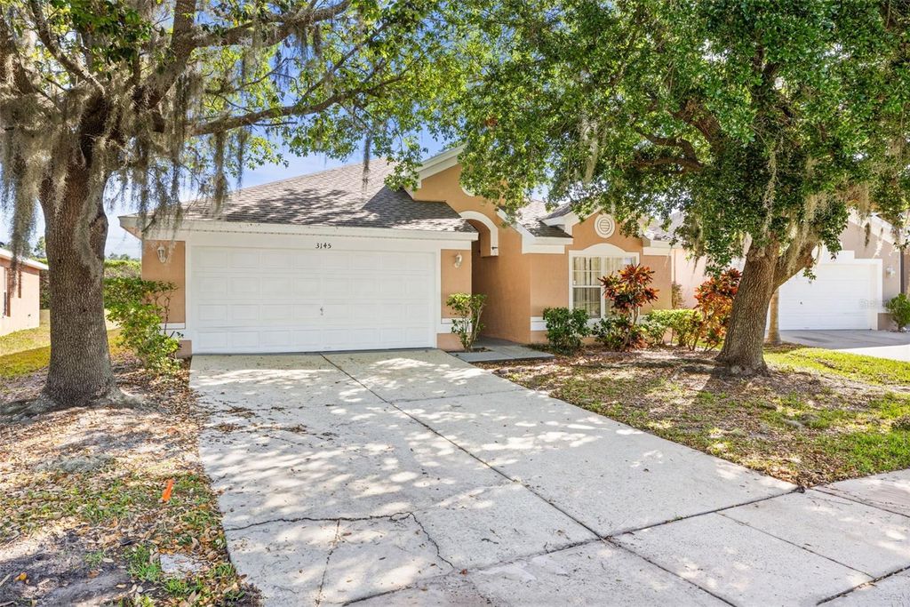 Photo of 3145 Stonehurst Circle, Kissimmee, FL 34741 (MLS # S5151296)