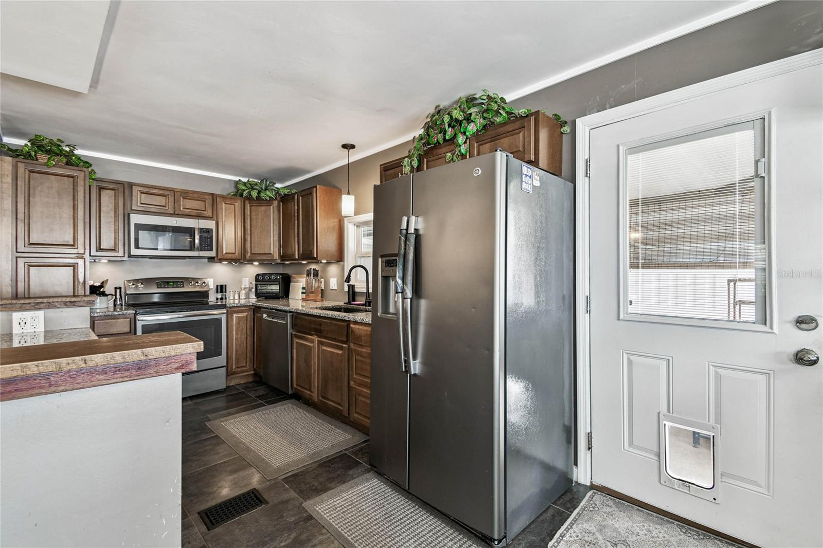 CASA LOMA MOBILEHOME - Residential