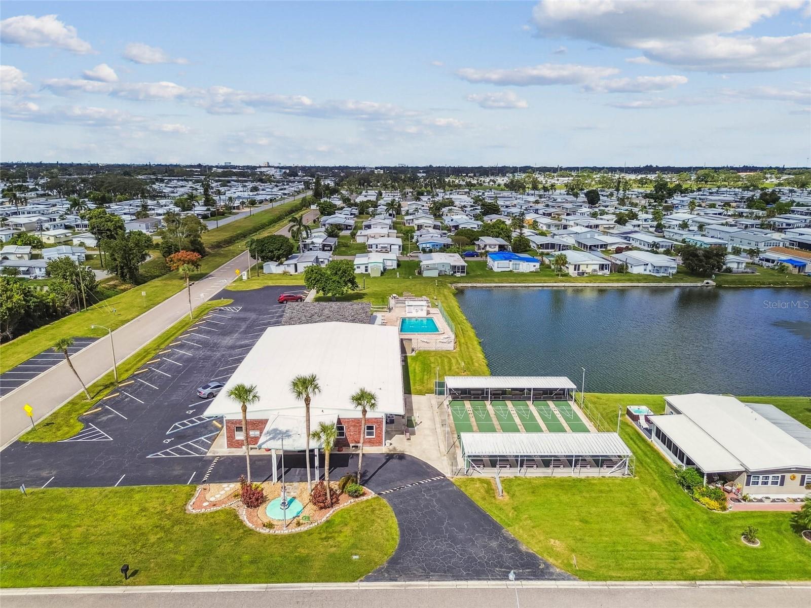 CASA LOMA MOBILEHOME - Residential